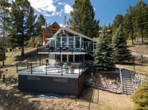 Lake Retreat, Hot Tub & Views, Minutes To Skiing!
